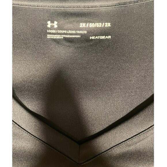 Under Armour Women’s Black V-Neck Athletic T-Shirt Short Sleeve Size 2XL - Picture 2 of 3